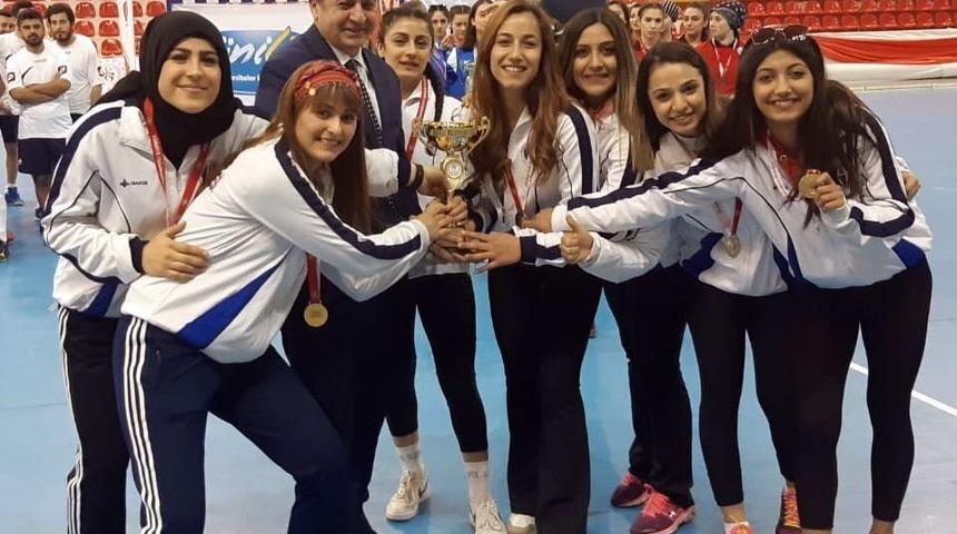 GA&Uuml;N &ouml;ğrencilerinden bir şampiyonluk daha