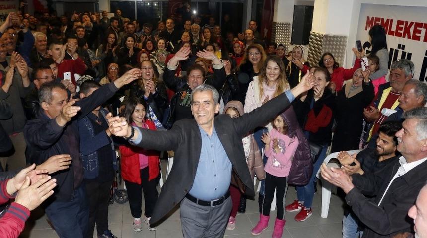 D&uuml;lgeroğlu: &ldquo;Finike&rsquo;ye hizmet i&ccedil;in her t&uuml;rl&uuml; fedakarlığı yapacağız&rdquo;