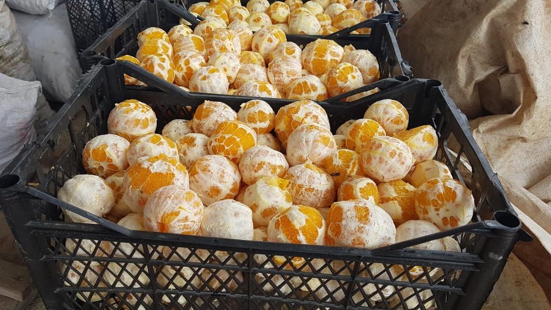 Portakalın kilosu 1 lira kabuğu 6 lira