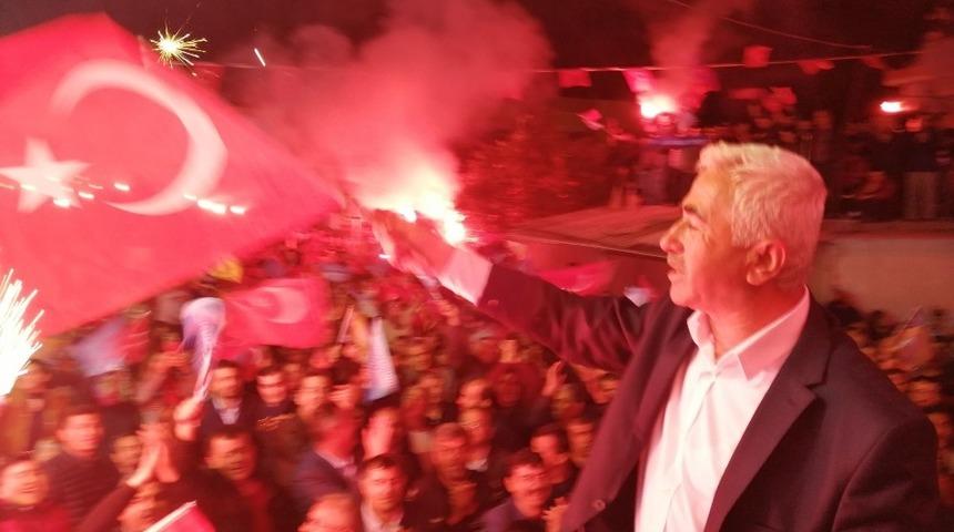 Top&ccedil;u: " İktidarın nimetlerinden faydalandık "