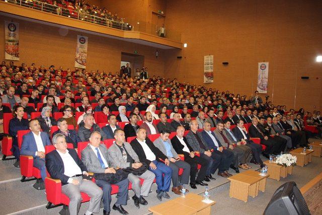 Ali Yalçın, “Eğitim-Bir-Sen, bütün mazlum coğrafyalarda yeni bir umudu temsil ediyor”