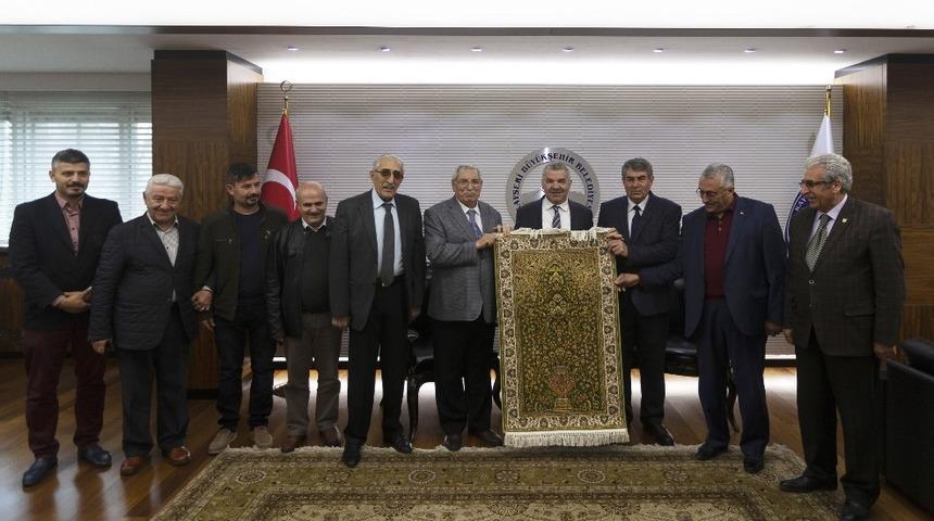 Şof&ouml;rler ve Otomobilciler Odası Başkanı Ali Ateş ve y&ouml;netimi Başkan &Ccedil;elik&rsquo;i ziyaret etti