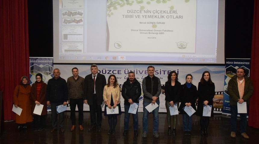 D&uuml;zce&rsquo;nin &ccedil;i&ccedil;ekleri, tıbbi ve yemeklik otları anlatıldı