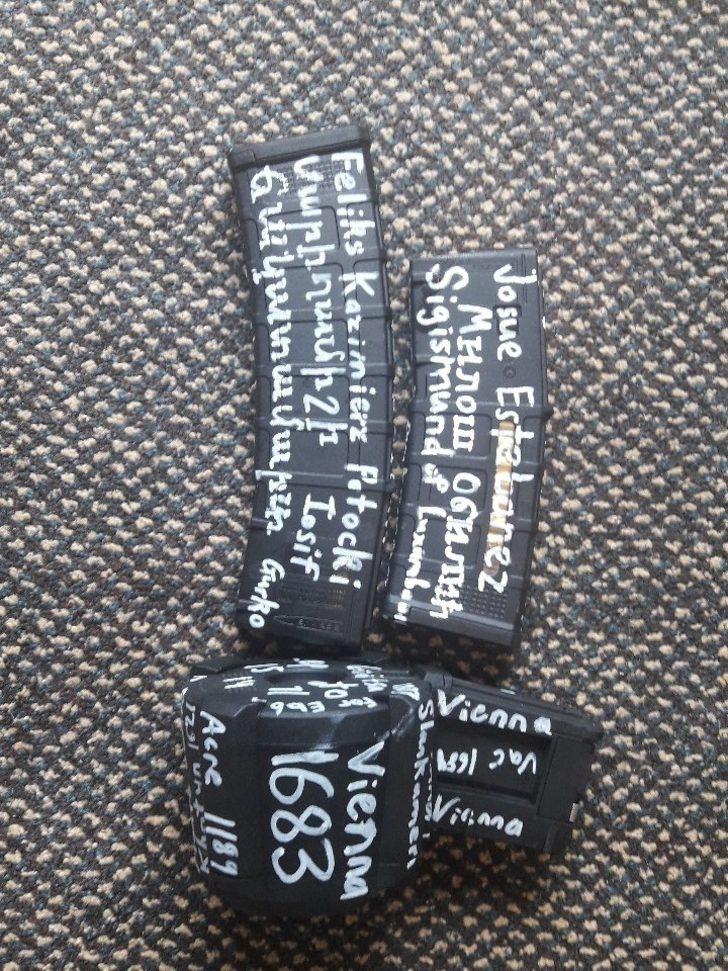 Katliam silahlarının üzerinde ne yazıyor? G2