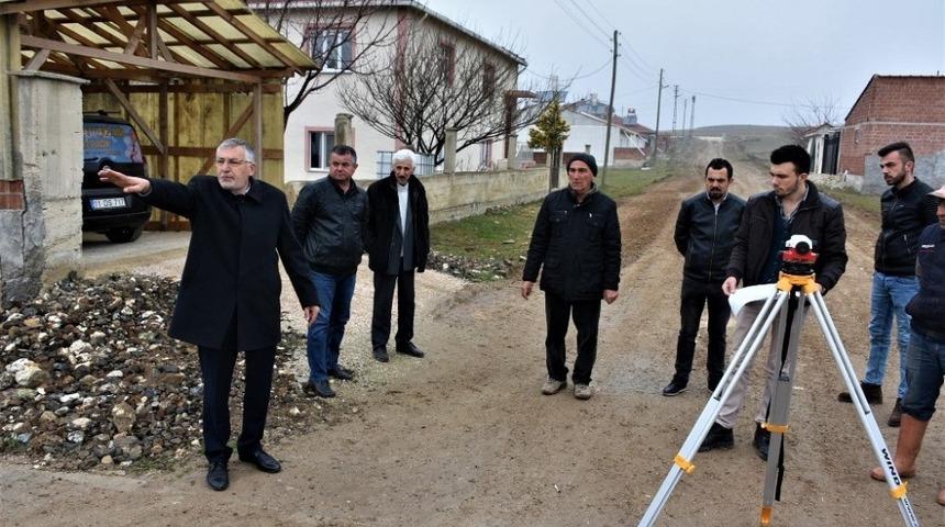 Oklubalı&rsquo;da kilit taşsız sokak kalmıyor