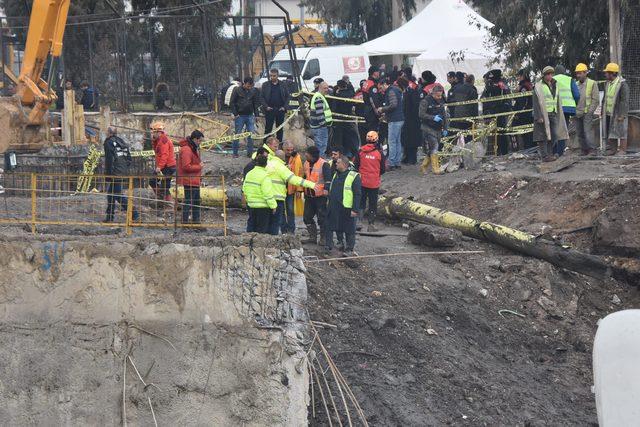 Metro otopark inşaatındaki göçükte bir kişinin cansız bedenine ulaşıldı (2)