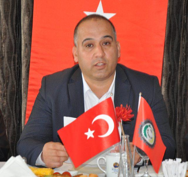 Gıda işçileri çadır eylemine devam kararı aldı