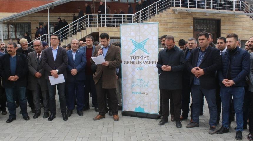 Ezana yapılan saygısızlık protesto edildi