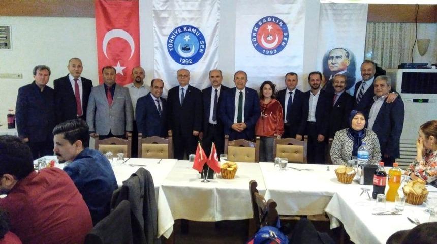 Türk Sağlık-Sen’den yemekli kutlama