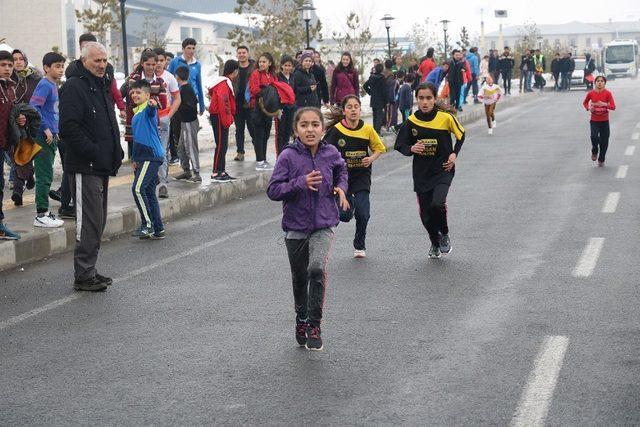 Atletizm Geliştirme Projesi Yarışmaları Ağrı’da yapıldı