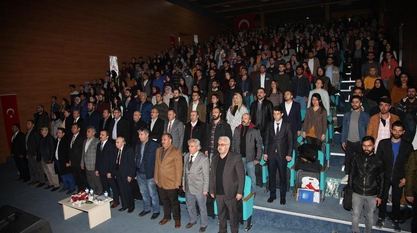 AİÇÜ’de “Milletin Sesi Mehmet Akif Ersoy ve İstiklal Marşımız” konferansı