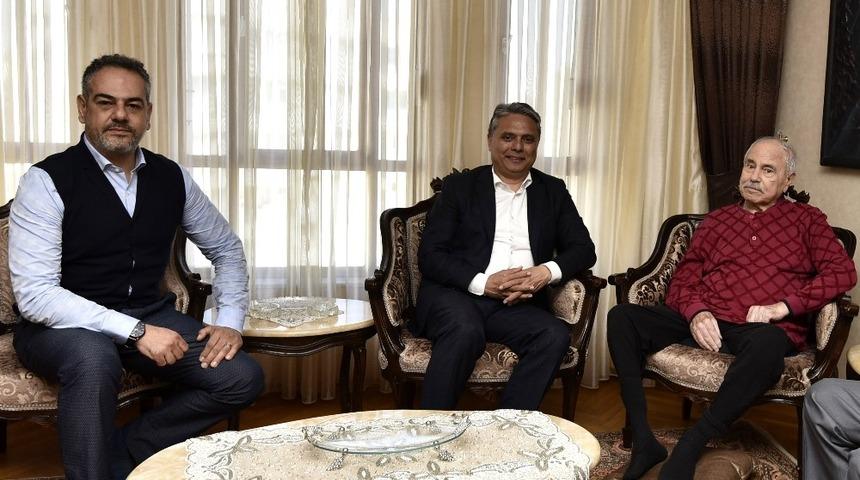 Başkan Uysal, Manavoğlu&rsquo;nu ziyaret etti