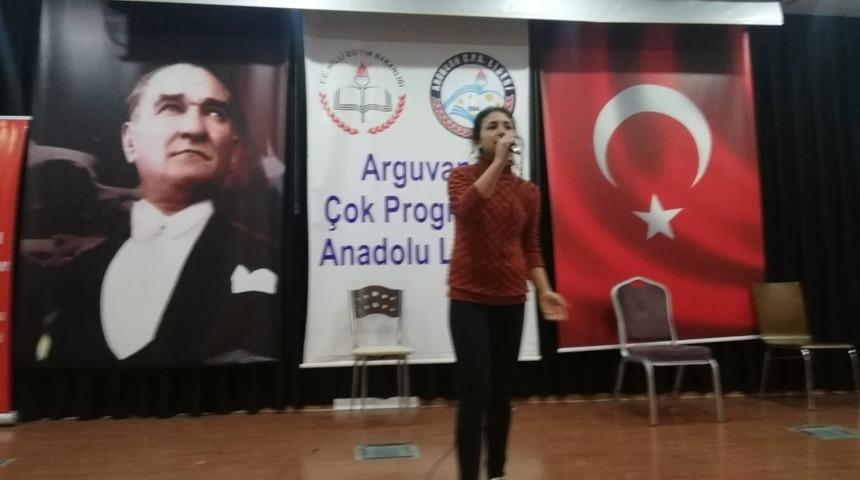 Arguvan&rsquo;da şiir okuma yarışması
