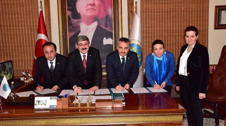 &ldquo;Eğitimde İş Birliği&rdquo; protokol&uuml; imzalandı