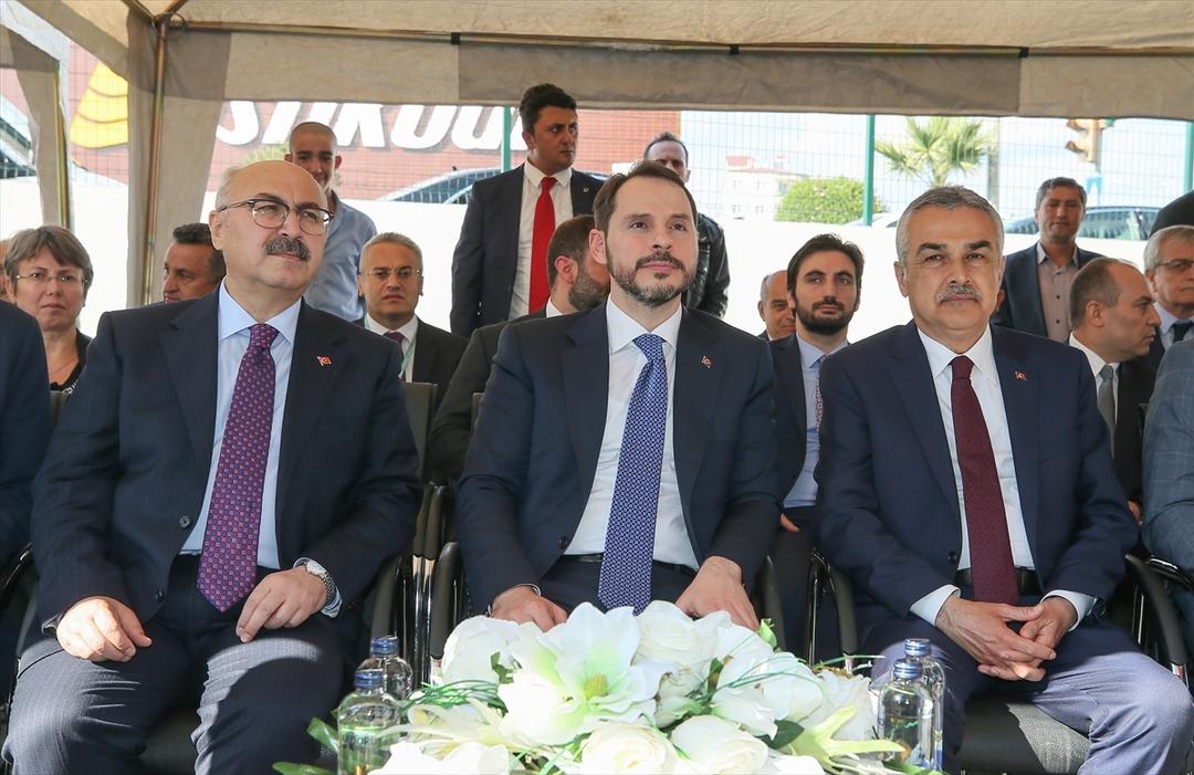 Bakan Albayrak'tan insan ve &ccedil;evre odaklı yatırım vurgusu