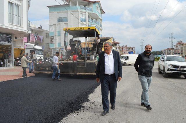 Büyükşehirden Manavgat’a sıcak asfalt