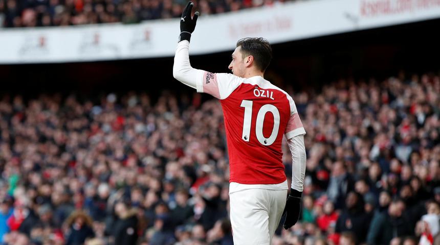 Mesut &Ouml;zil Yeni Zelanda'daki ter&ouml;r saldırısını kınadı