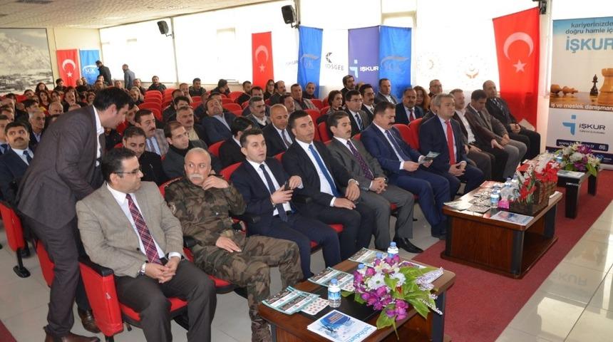 Hakkari&rsquo;de &lsquo;İstihdam Seferberliği 2019&rsquo; tanıtım toplantısı