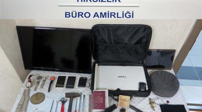 T&uuml;rkiye'ye hırsızlık i&ccedil;in gelmişler!