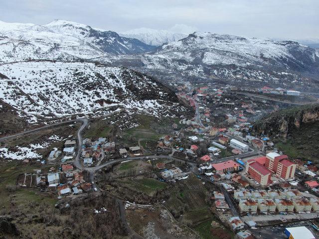 Çukurca'da polis ve asker birlikte nöbette