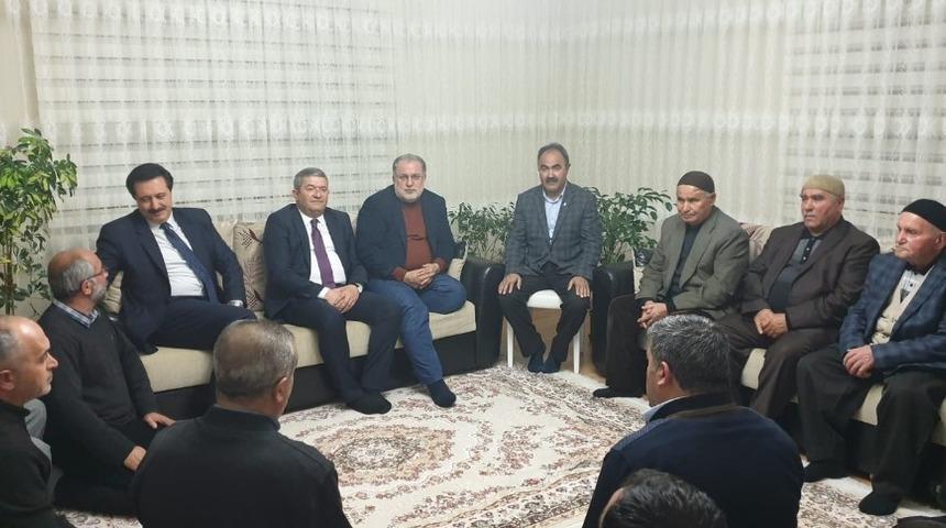 AK Parti&rsquo;li G&uuml;la&ccedil;ar &Ccedil;aldıran&rsquo;da