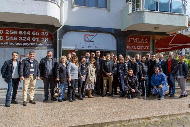 Ömer Günel; “Kuşadası’nda herkes elini taşın altına koyacak”