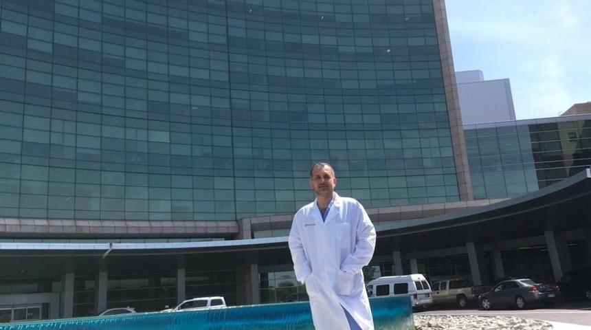 Prof. Dr. Burak Turna mesleği i&ccedil;in 30&rsquo;dan fazla &uuml;lkeye gitti