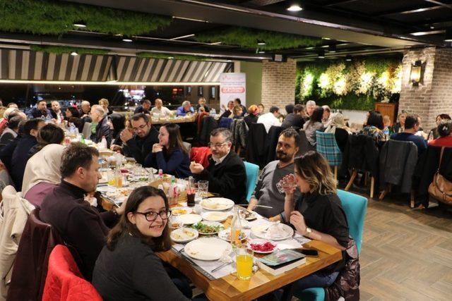 Hastaneden ‘Tıp Bayramı’na özel gece