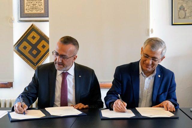 Kapadokya Üniversitesi ile Azerbaycan Hazar Üniversitesi arasında işbirliği protokolü imzalandı