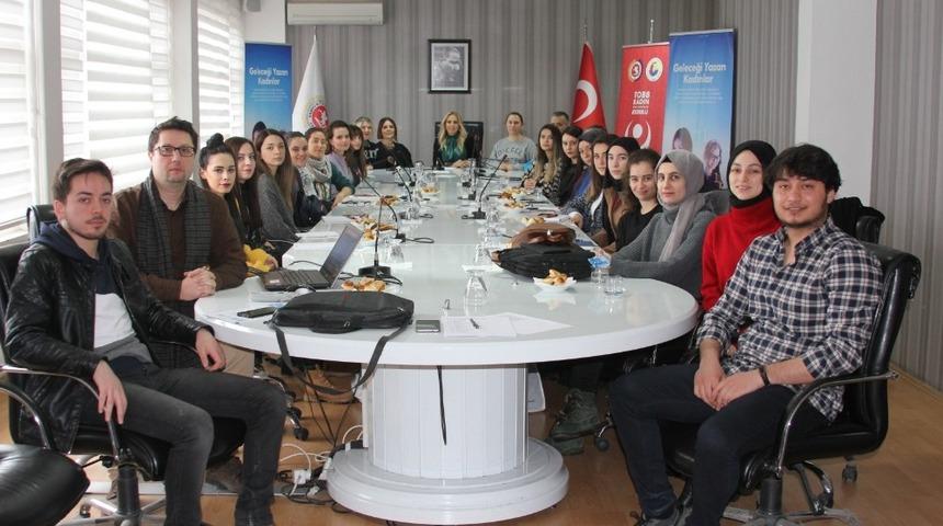 Kadınlar geleceği yazacak