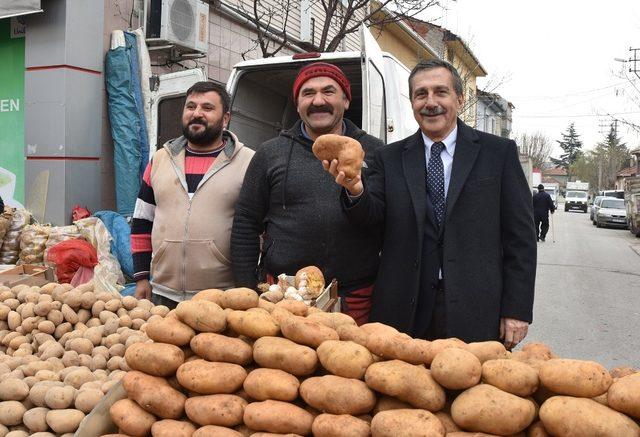 Başkan Ataç esnaf ziyaretlerine devam ediyor