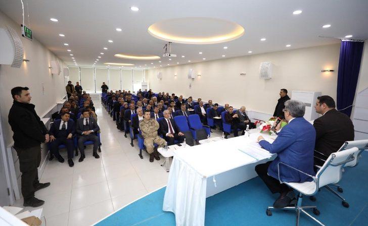 Vali Bilmez, İpekyolu ilçesindeki muhtarlarla bir araya geldi G2