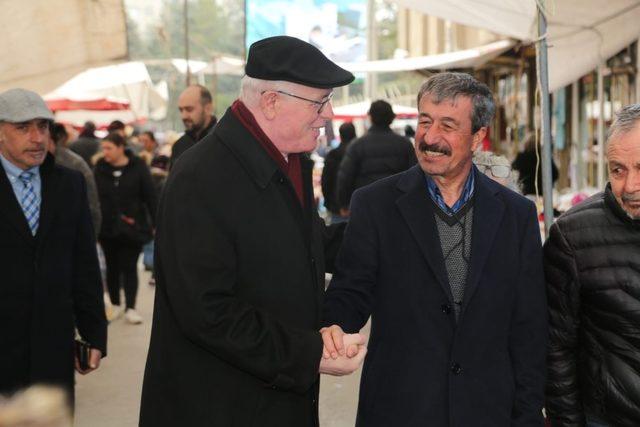 Kazım Kurt pazar ziyaretlerine devam ediyor