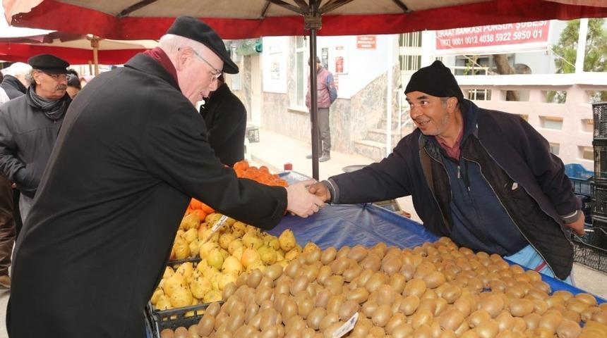 Kazım Kurt pazar ziyaretlerine devam ediyor