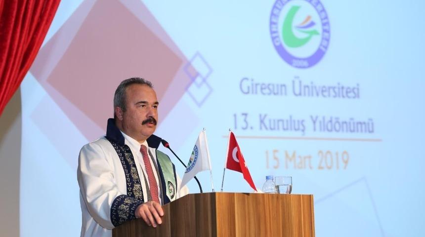 Giresun Üniversitesi 13. yılını başarılarıyla kutladı