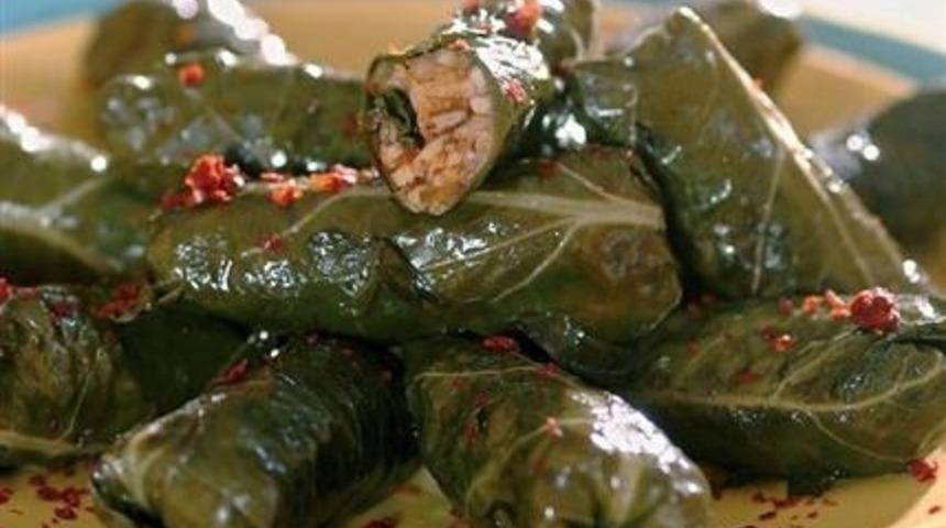 Etli Karalahana Sarması