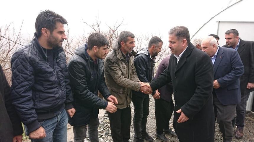 Milletvekili Fırat yağmur &ccedil;amur dinlemiyor