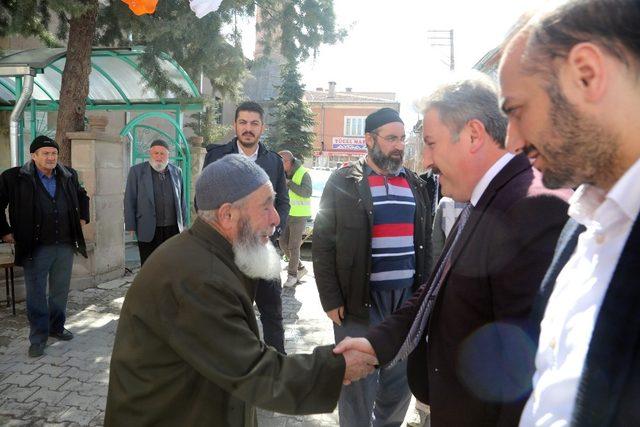 Başkan Palancıoğlu Büyükbürüngüz mahallesinde vatandaşlarla bir araya geldi