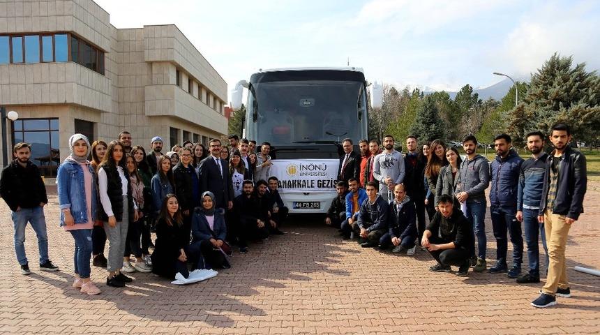 İn&ouml;n&uuml; &Uuml;niversitesinden &Ccedil;anakkale&rsquo;ye 18 Mart ziyareti