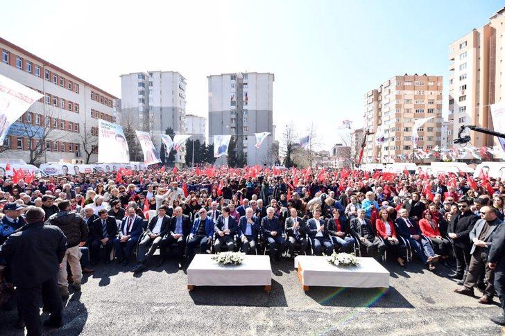 Maltepe’de “Yaşar Kemal” coşkusu G4