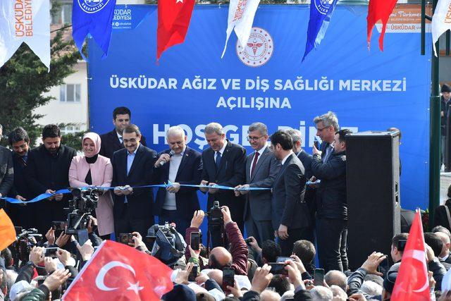 Binali Yıldırım Üsküdar'da konuştu