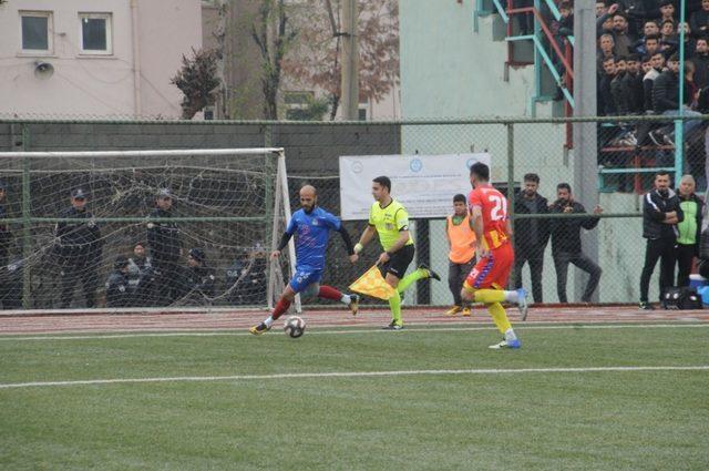 Süper Amatör Lig’de Cizre Serhatspor Şırnak Belediyespor’u 2-1 yendi