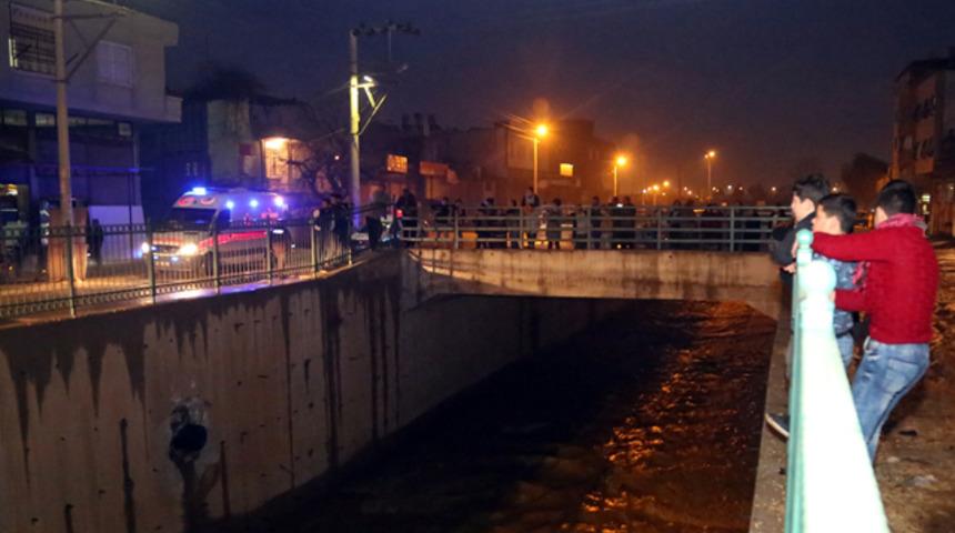 Kanala düşen kardeşlerden biri kayboldu, diğeri yaralı kurtarıldı 