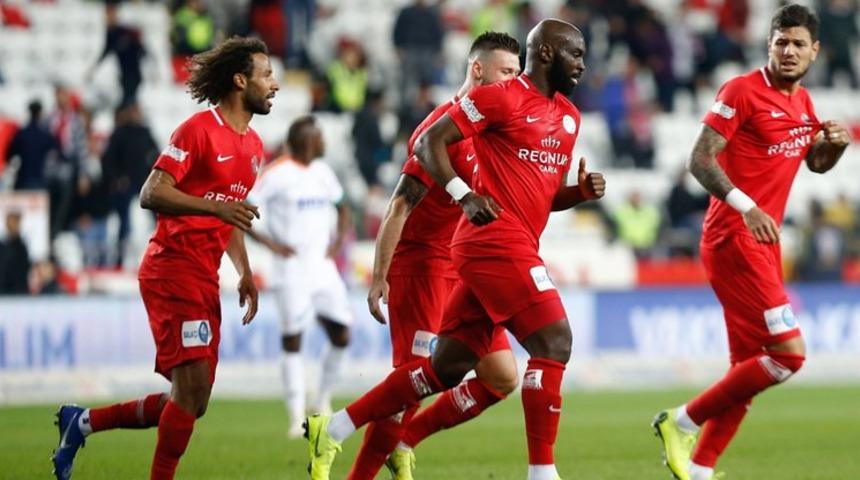 Antalyaspor 3 - 0 Alanyaspor