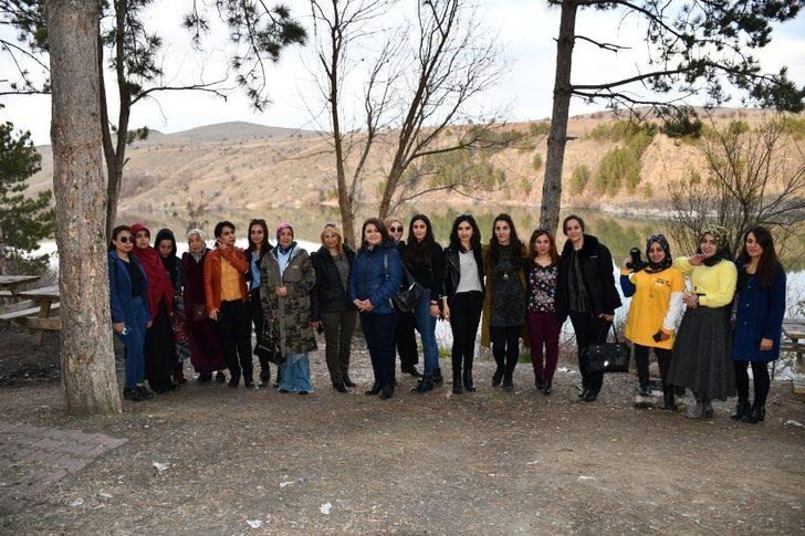 Yüksekovalı kadınlar’dan kardeş belediye’ye ziyaret G4