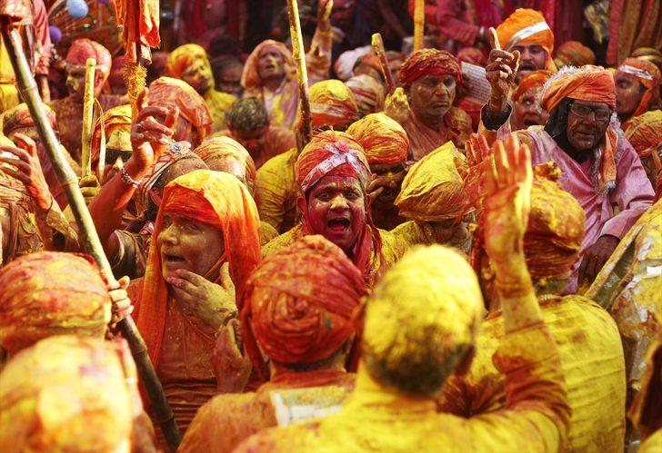 Hindistan'da kışa böyle veda ettiler G2