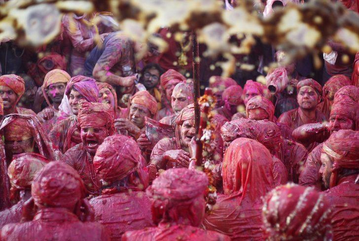 Hindistan'da kışa böyle veda ettiler G4