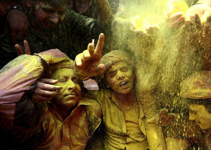 Hindistan'da kışa böyle veda ettiler G5