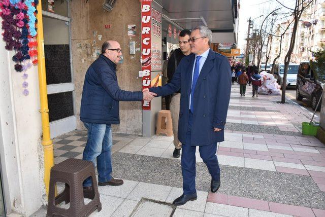 Vali Deniz’den esnafa özel ilgi