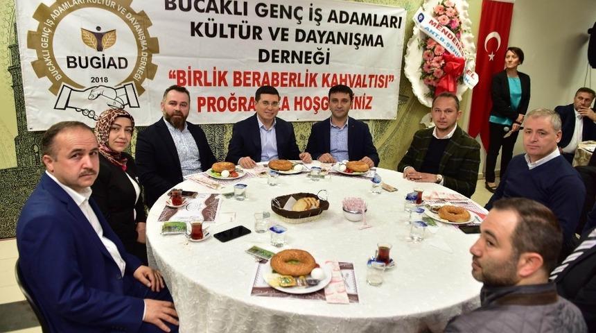 T&uuml;t&uuml;nc&uuml; Bucaklı hemşehrileriyle buluştu